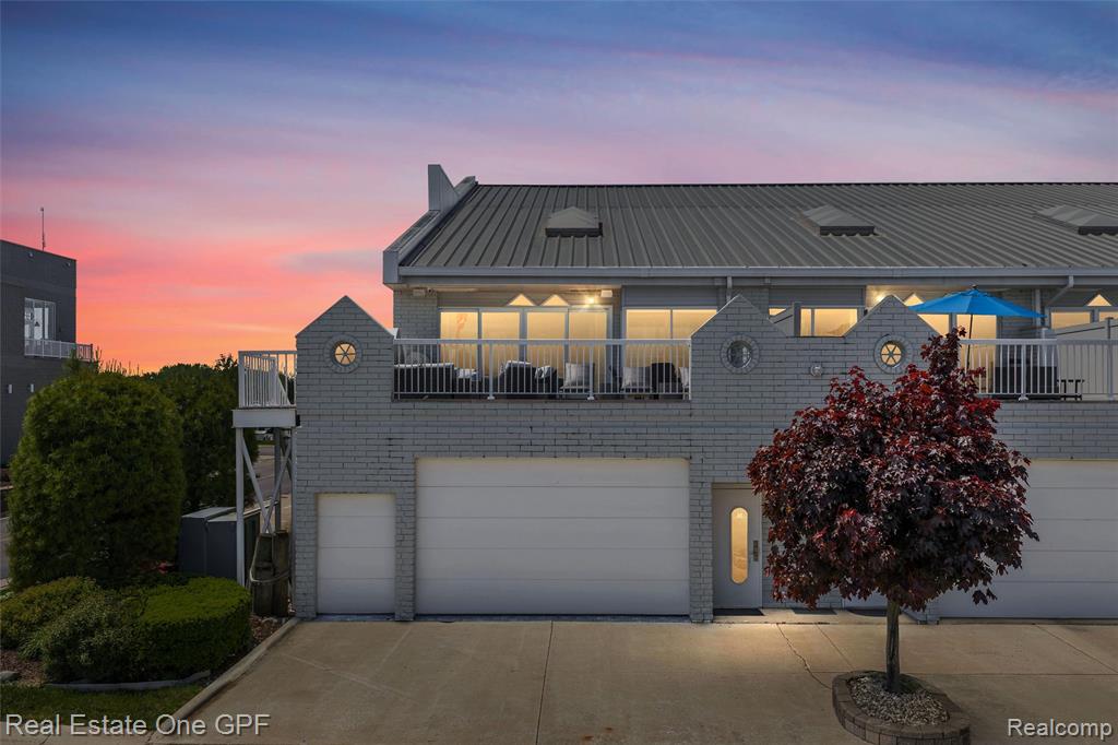 46 Evergreen Drive, 1, Harrison Township, MI