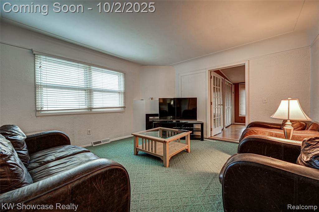 5596 Eldridge Drive, Waterford, MI 48327 — Photo 29