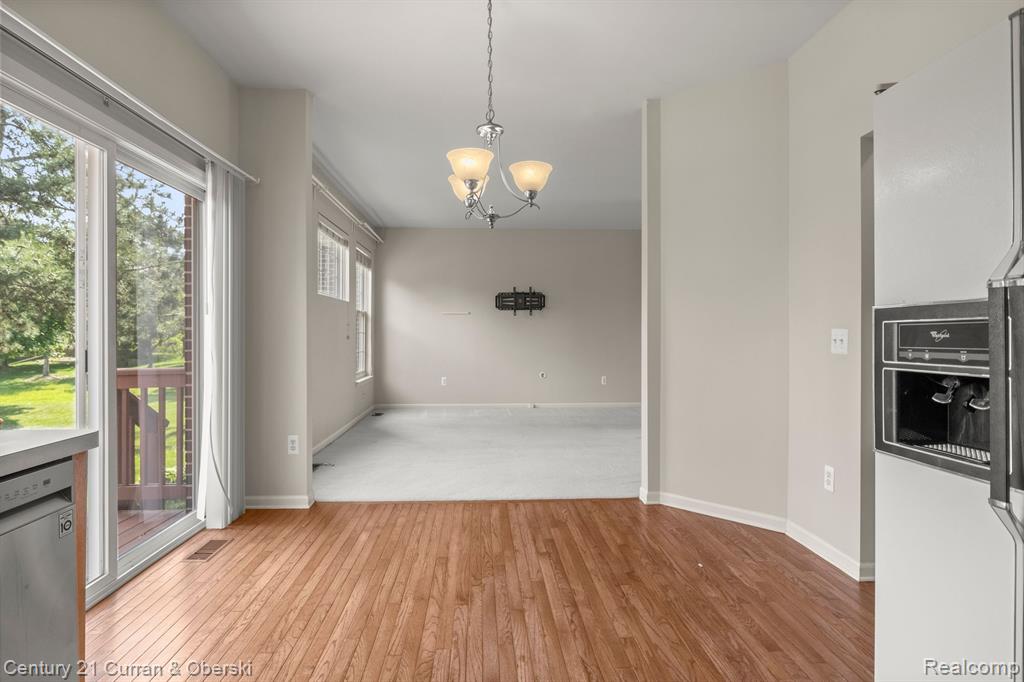 533 CONCORD Drive, Canton, MI 48188 — Photo 18