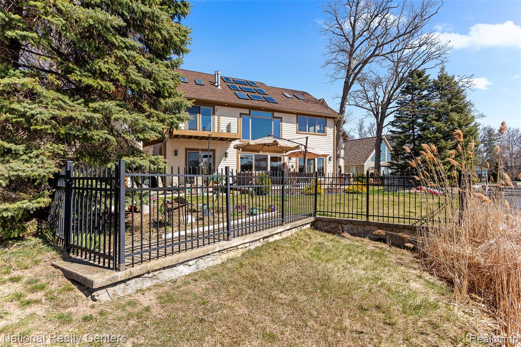 1100 Clearwater Boulevard, White Lake, MI — Photo 83