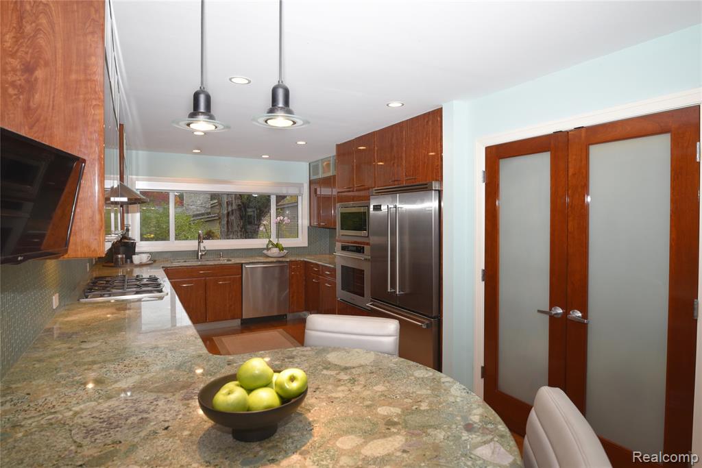 6727 Lahser Road, Bloomfield Hills, MI 48301 — Photo 11