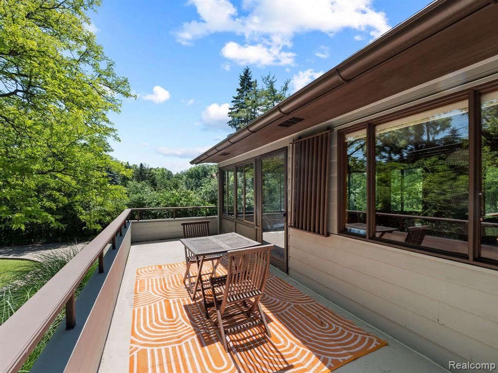 5151 N ADAMS Road, Bloomfield Hills, MI 48304 — Photo 3