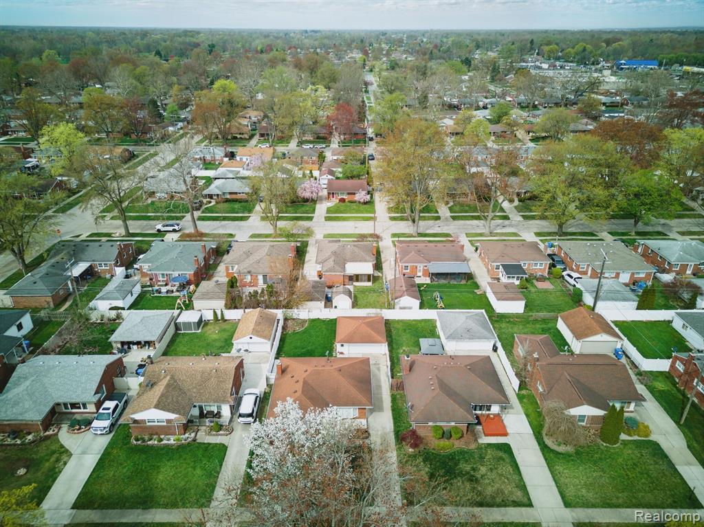 8540 ARNOLD Street, Dearborn Heights, MI 48127 — Photo 45