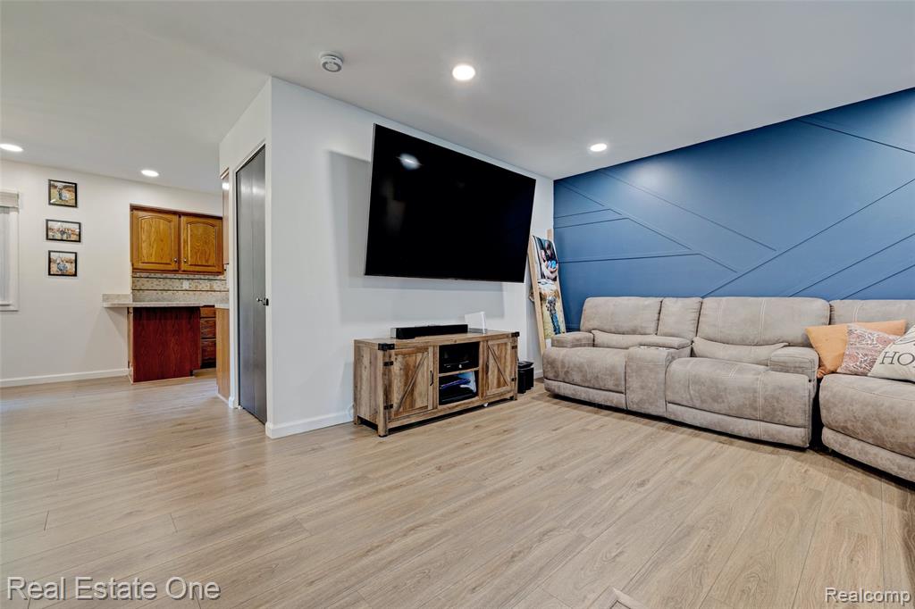 1574 Farnsworth Road, Lapeer, MI 48446 — Photo 4