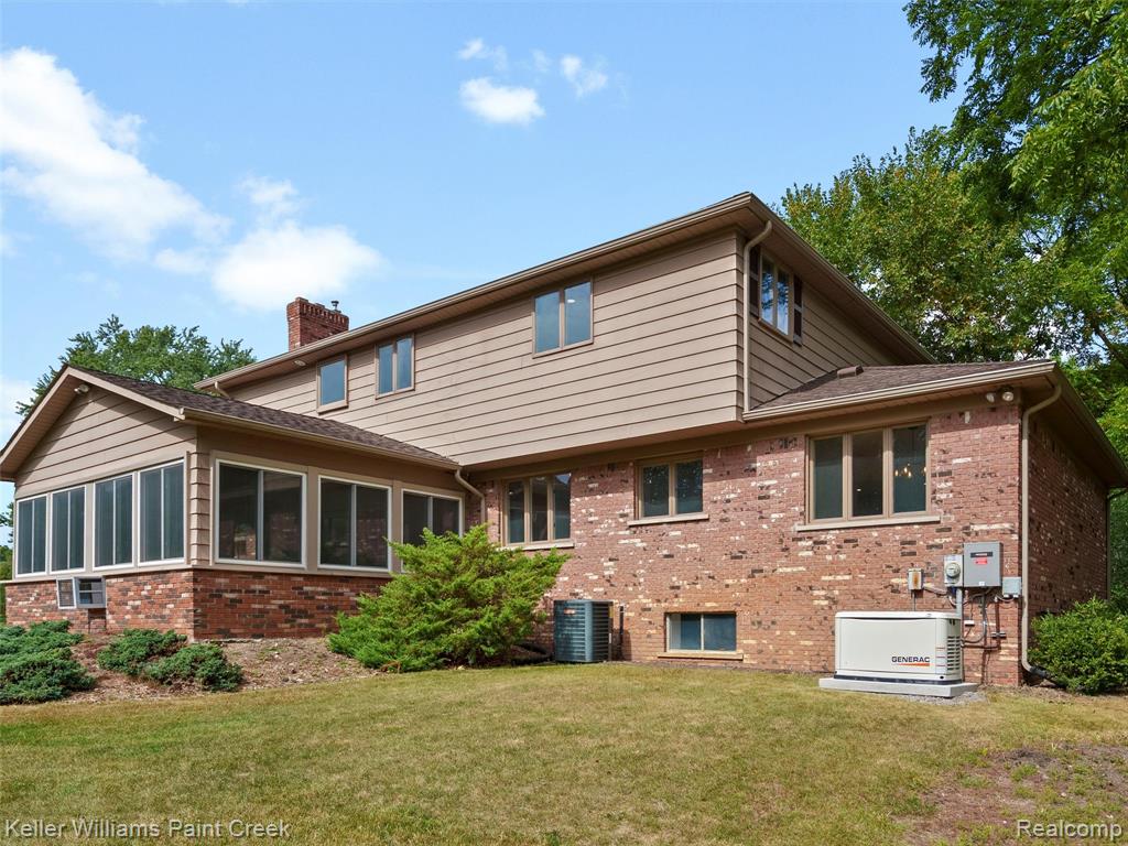 5925 Oakland Valley Drive, Rochester, MI 48306 — Photo 55