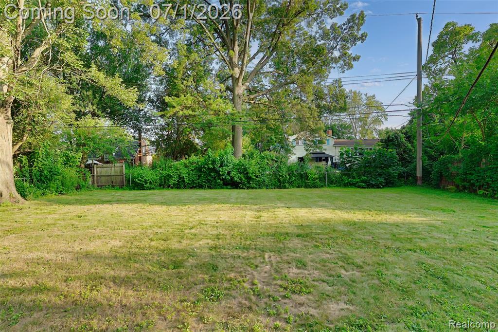 31979 Kathryn Street, Garden City, MI — Photo 10