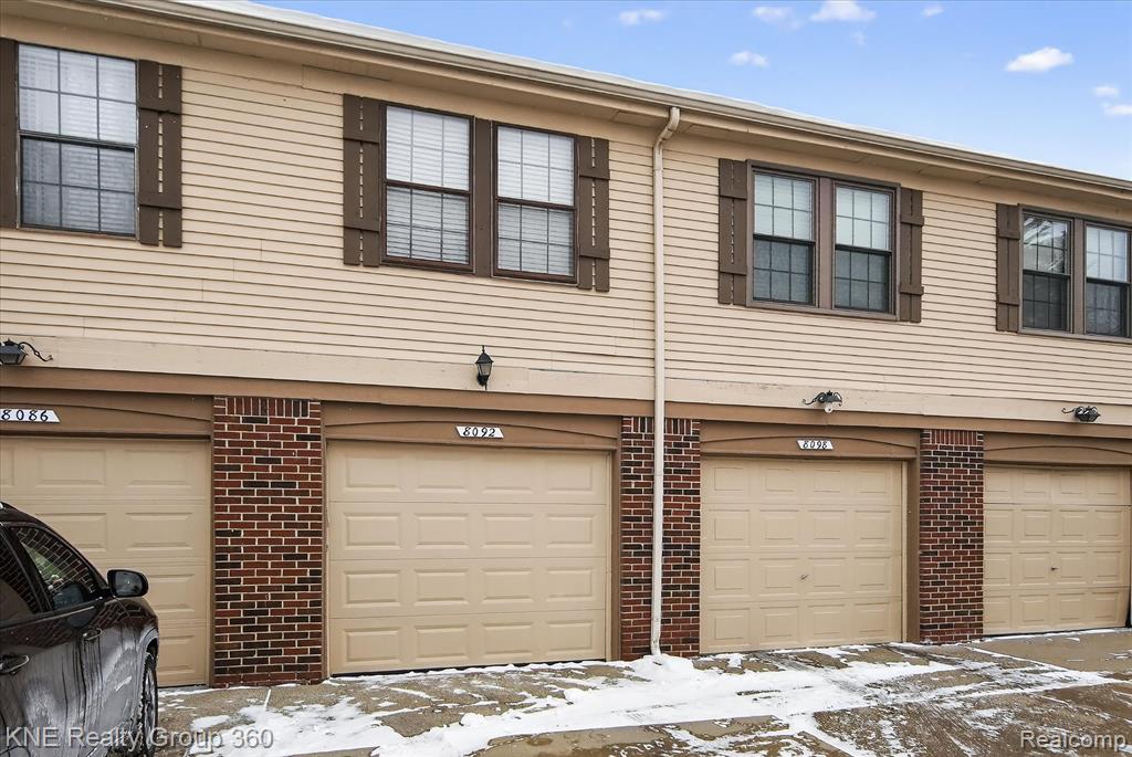 8092 Willow Lane, Warren, MI 48093 — Photo 43