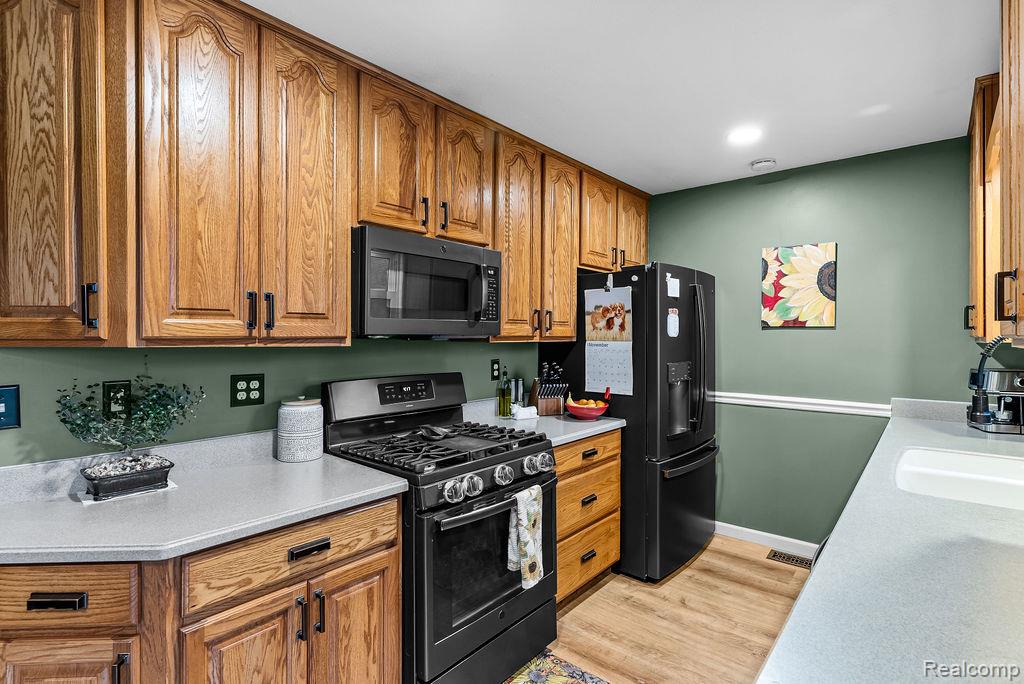 10156 Duffield Road, Gaines Vlg, MI 48436 — Photo 12