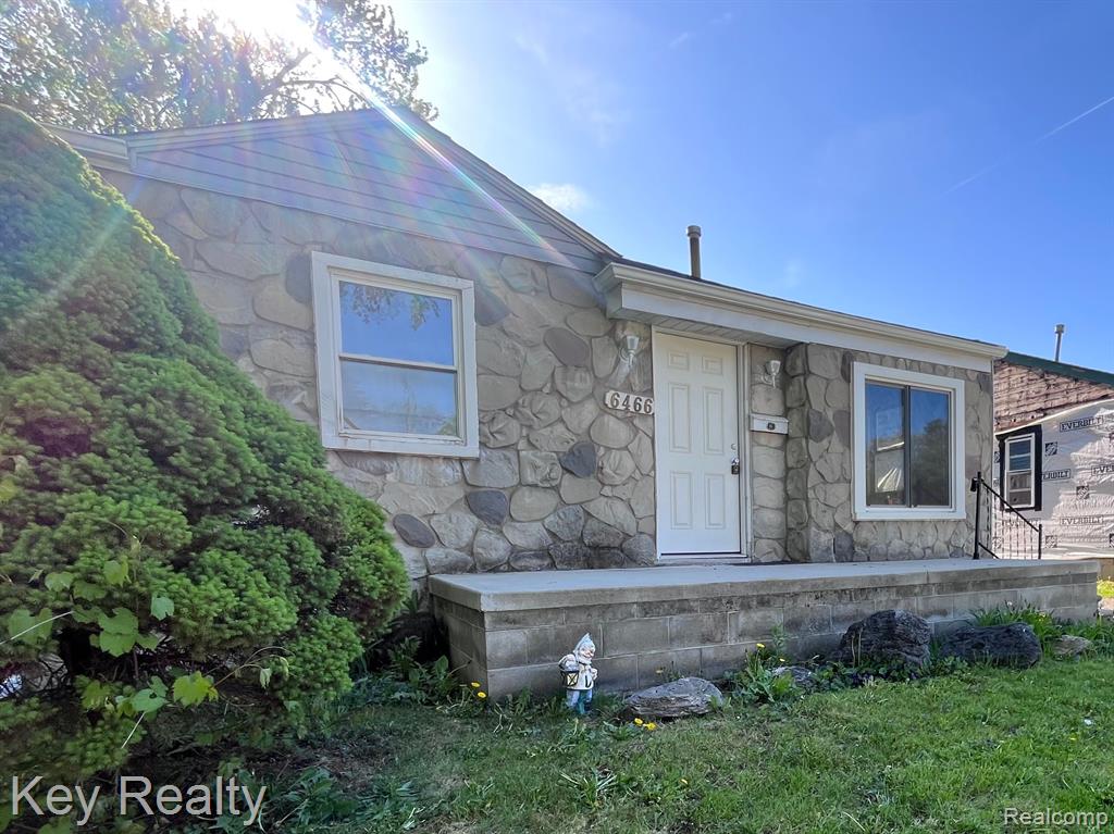 6466 BURR Street, Taylor, MI 48180 — Photo 2