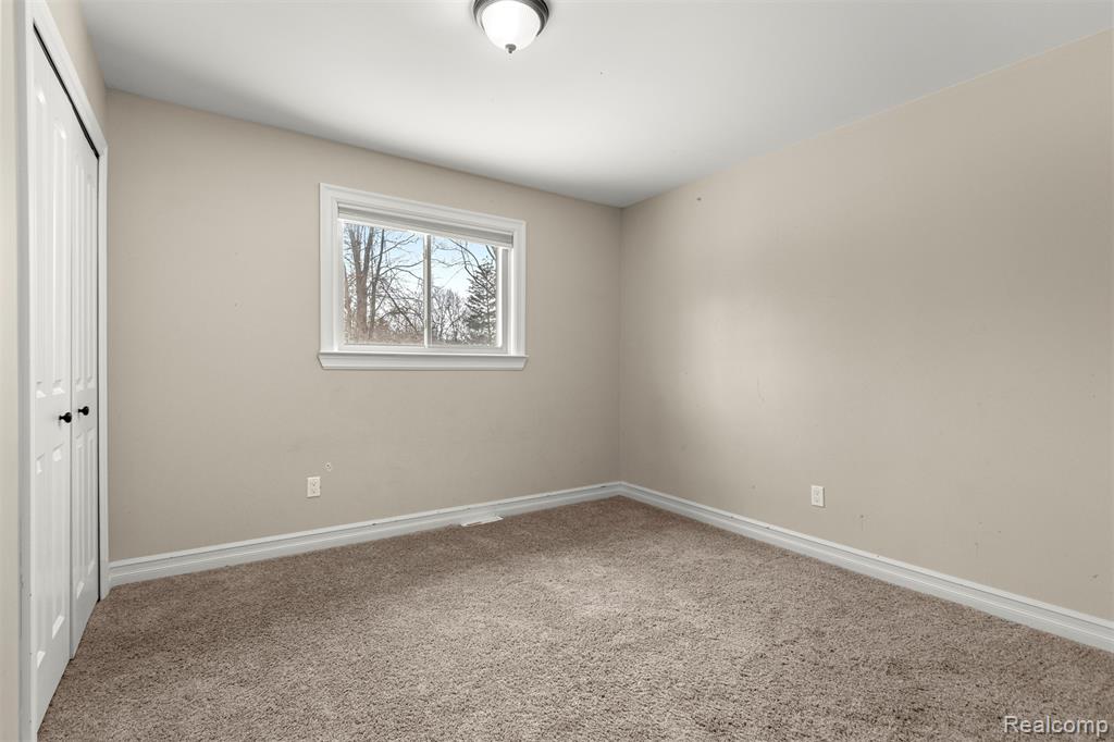41925 South Drive, Canton, MI 48188 — Photo 18