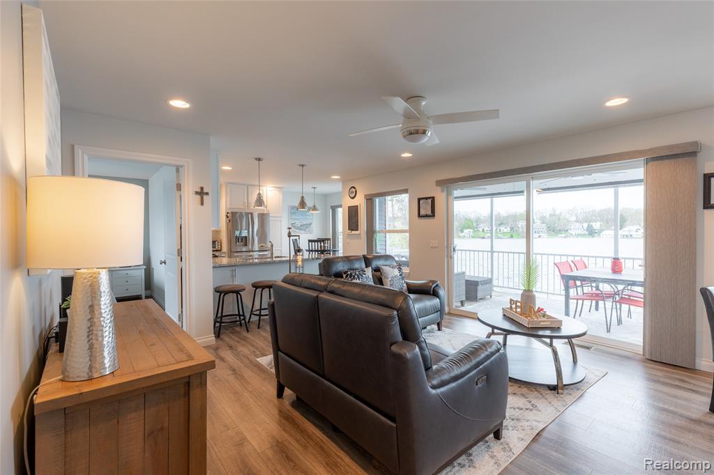 376 Bellevue Avenue, Lake Orion, MI 48362 — Photo 10