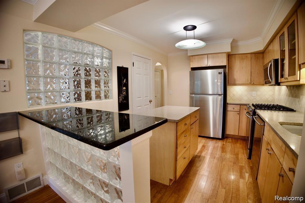 5234 BREEZE HILL, Troy, MI 48098 — Photo 9