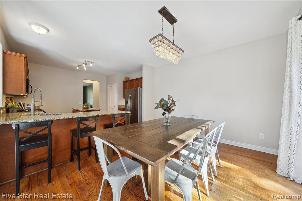 49529 TAFT Lane, Canton, MI 48188 — Photo 12