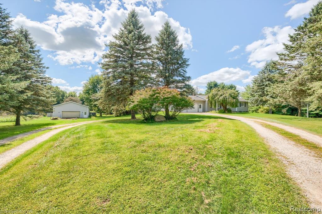 6570 Hunters Creek Road, Imlay City, MI 48444 — Photo 2
