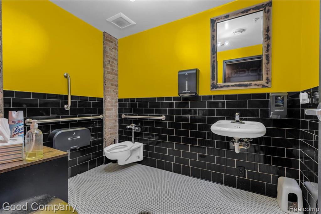 2987 Franklin Street, 2, Detroit, MI 48207 — Photo 16