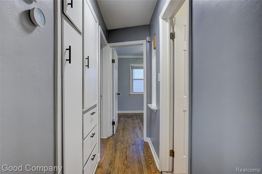 706 N Vermont Avenue, Royal Oak, MI 48067 — Photo 15