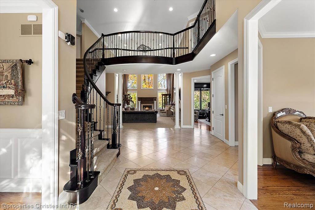 7220 Essex Drive, West Bloomfield, MI — Photo 20