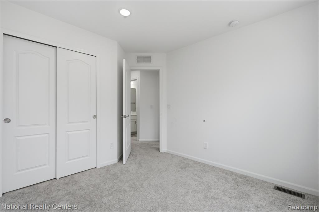 43034 Atwood Avenue, Novi, MI — Photo 25