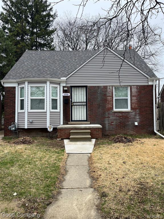 19745 Kelly Rd, Detroit, MI 48225 — front exterior