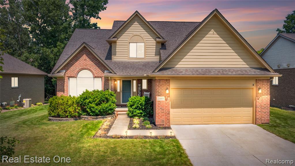 21053 Oak Ridge Drive, Clinton Twp, MI 48036