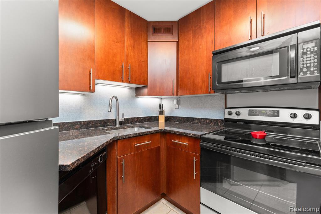 1001 W Jefferson Avenue, Detroit, MI 48226 — Photo 23