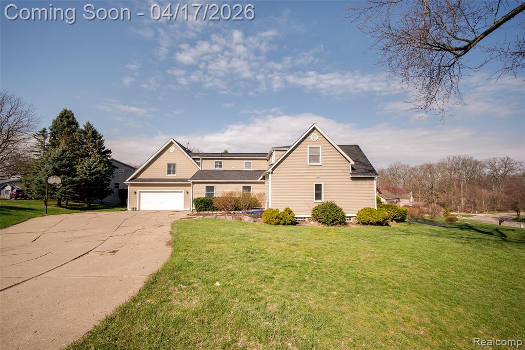 82 Granada Drive, White Lake, MI — Photo 33