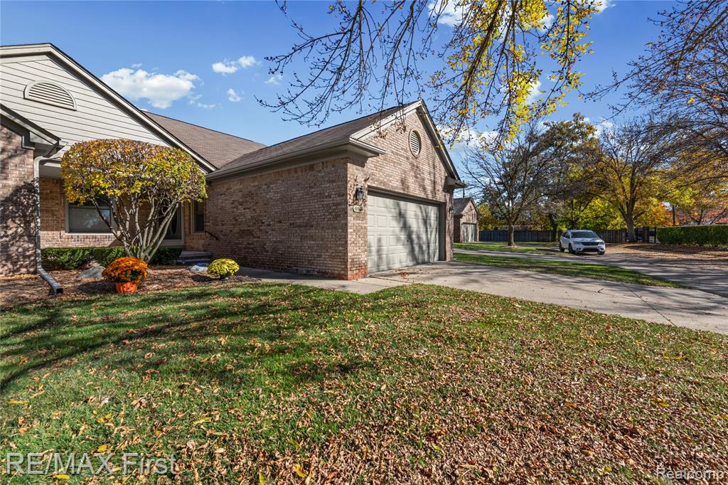 4469 Hickory Court, Warren, MI 48092 — Photo 28
