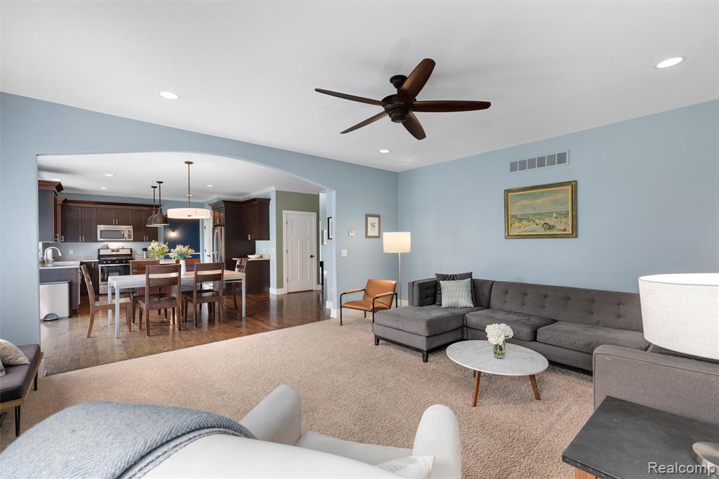 4790 Catalina Drive, Lake Orion, MI — Photo 10