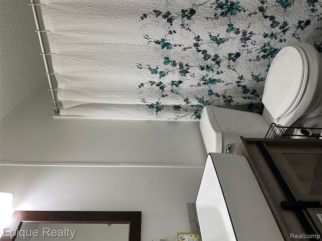71 Sangam Place, Swartz Creek, MI 48473 — Photo 9