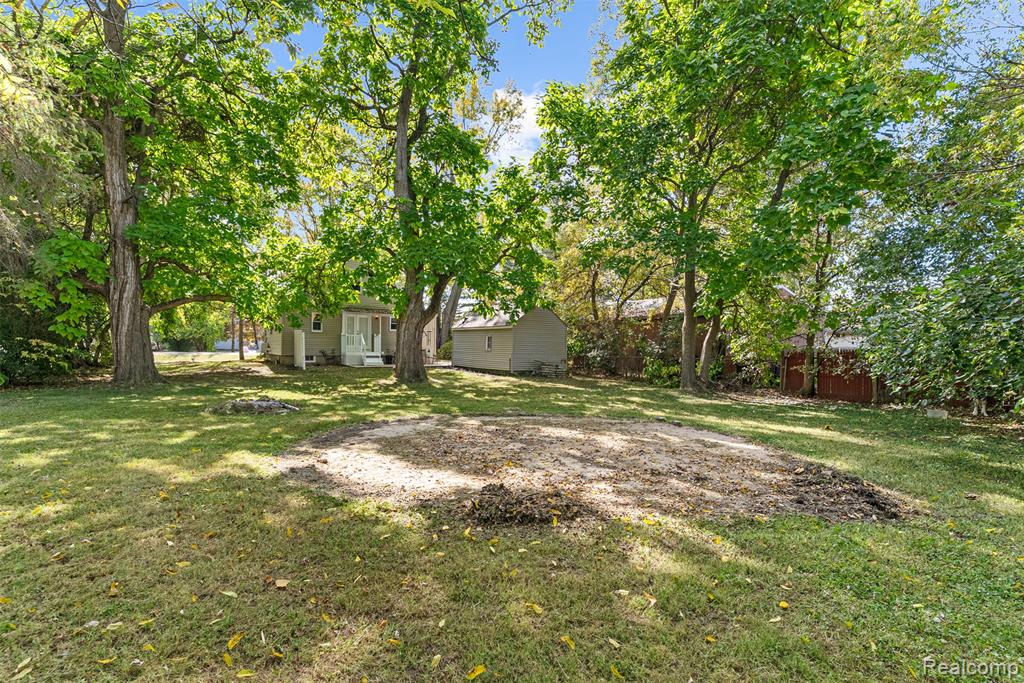 7021 E Carpenter Road, Davison, MI 48423 — Photo 27