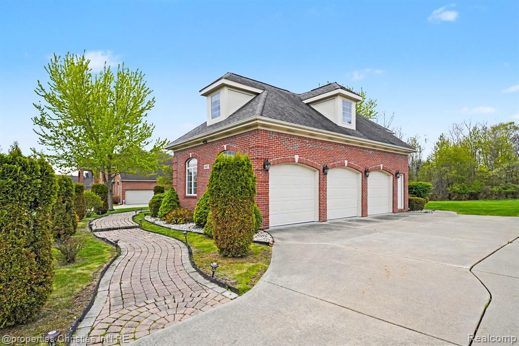 16987 Kings Fairway Lane, Grand Blanc, MI 48439 — Photo 42