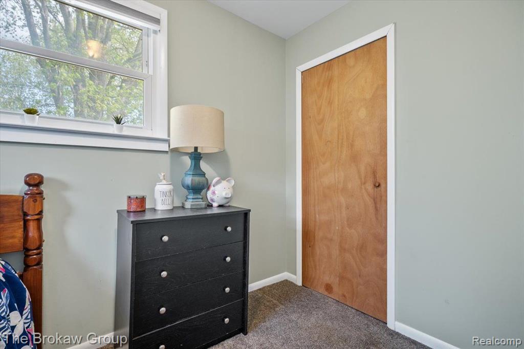 4145 HILLCREST Drive, Warren, MI 48092 — Photo 44