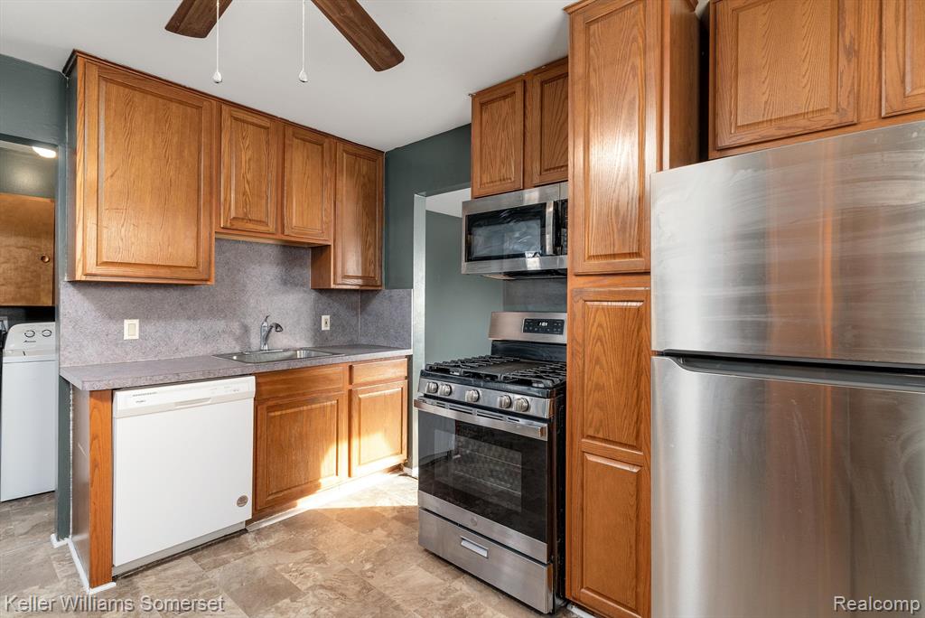 788 CLEOPHUS Parkway, Lincoln Park, MI 48146 — Photo 20