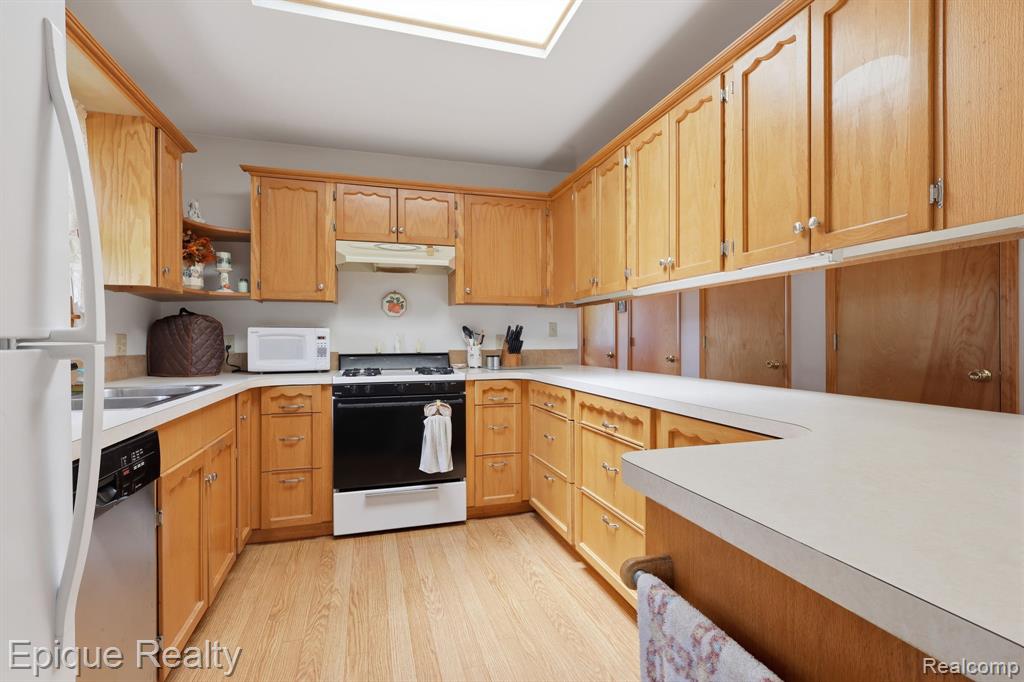 8336 Rider Road, Imlay City, MI 48444 — Photo 11