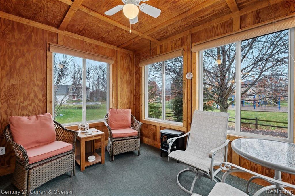 940 S HOWARD Street, Fenton, MI 48430 — Photo 12