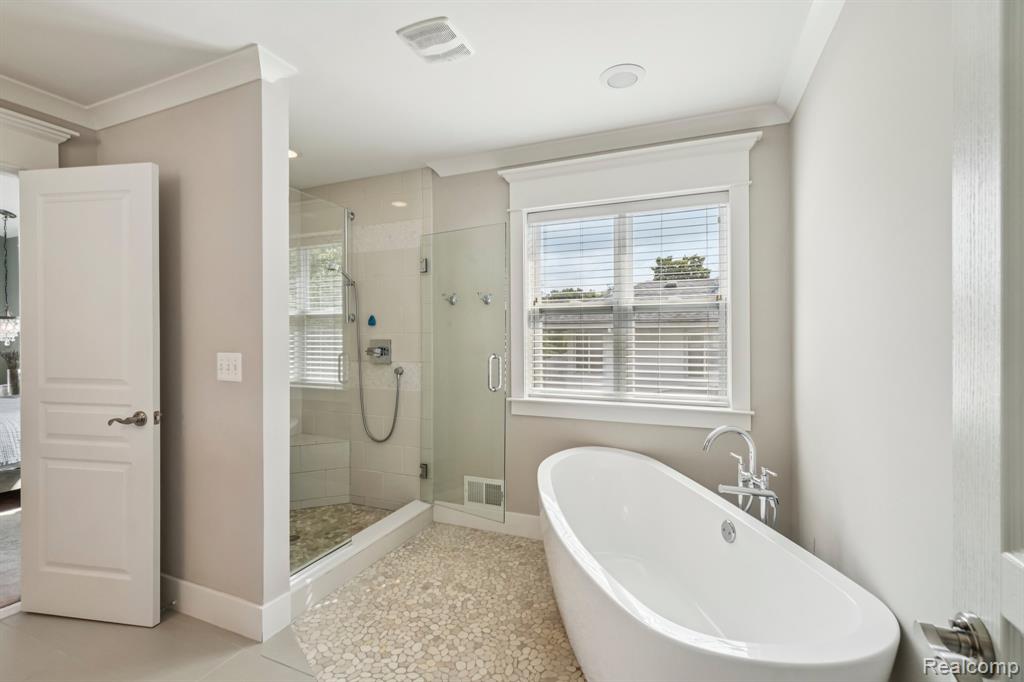 13348 Vernon Avenue, Huntington Woods, MI — Photo 34