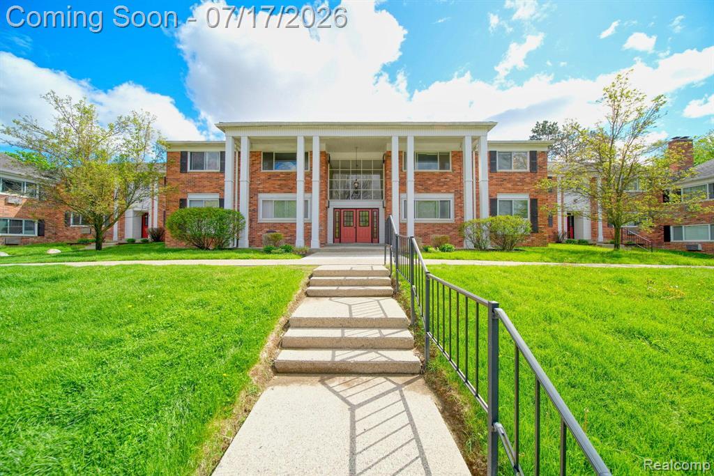 525 Fairbrook Street, Northville, MI 48167 — front exterior
