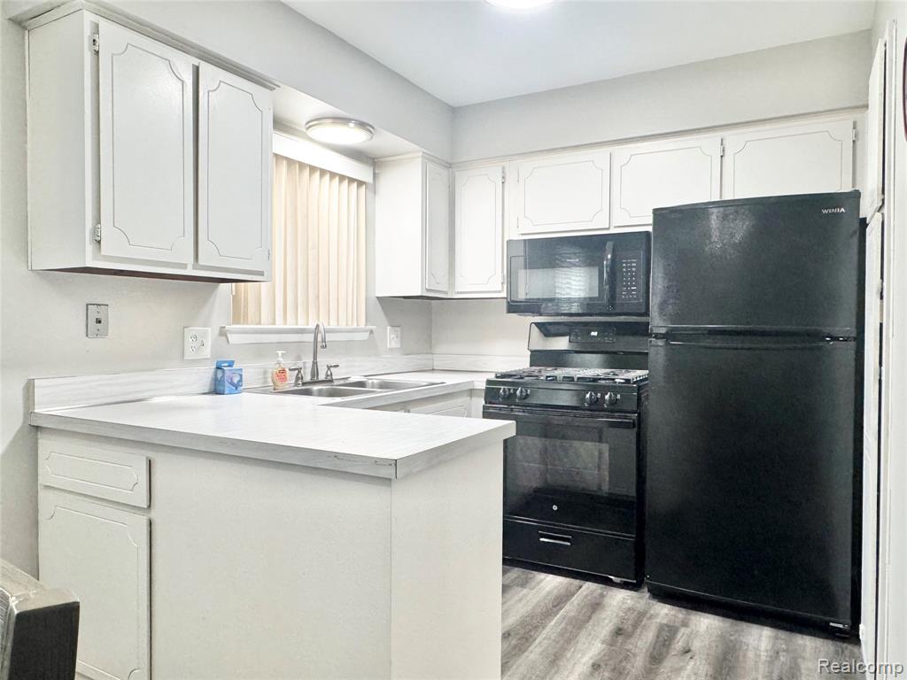 8211 DENWOOD Drive, 6, Sterling Heights, MI 48312 — Photo 8