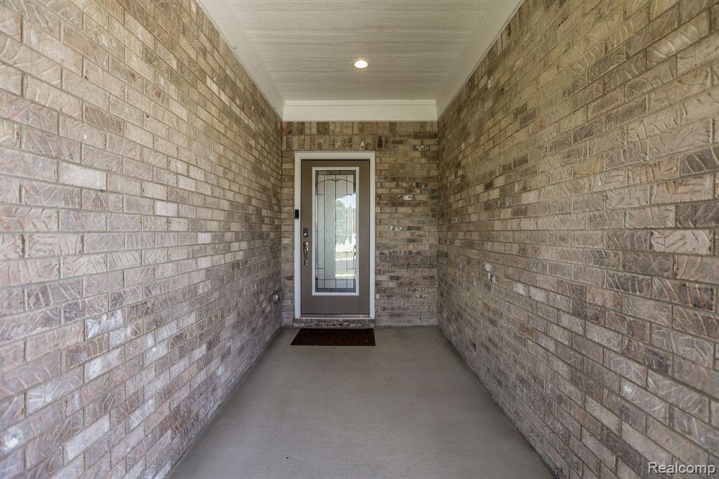 50013 NORFOLK Court, Canton, MI 48188 — Photo 4