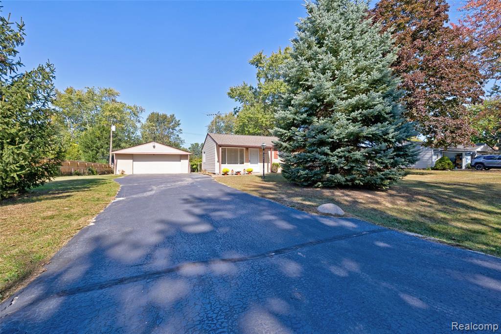 4730 Pinedale Avenue, Clarkston, MI — Photo 34