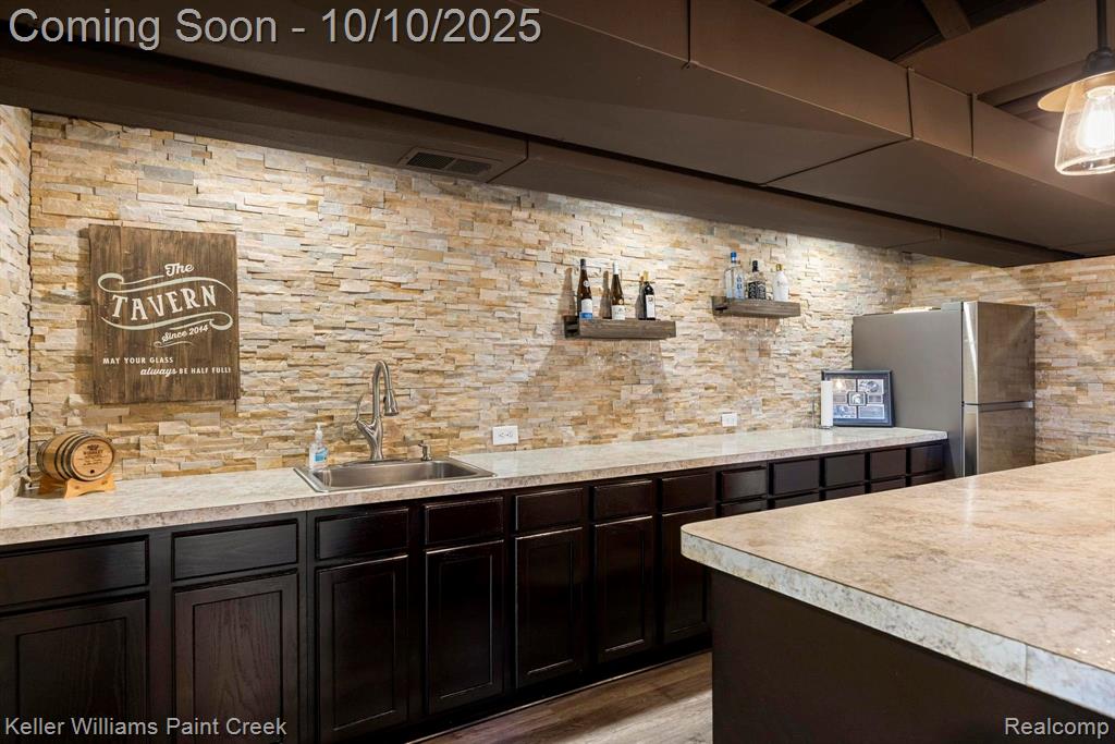 46297 Creekside Boulevard, Macomb, MI 48044 — Photo 27