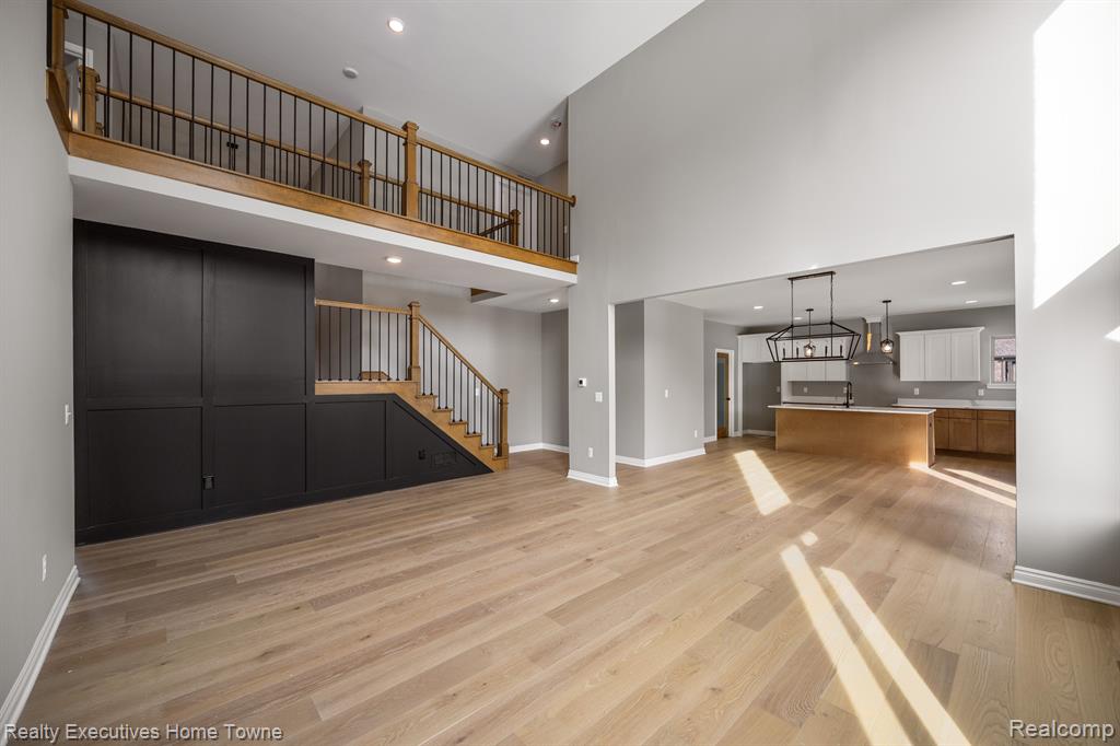 53972 CARRIGAN Drive, New Baltimore, MI 48047 — Photo 16