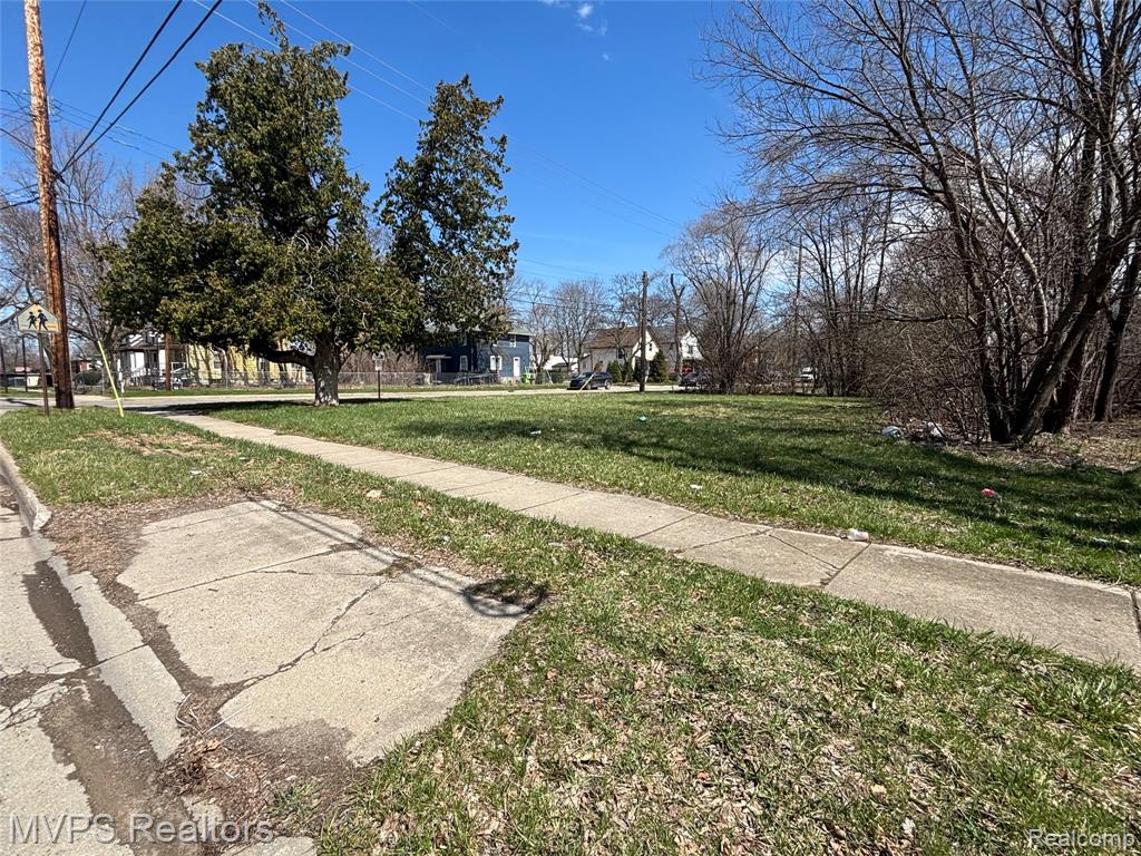 51 S South Paddock Street, Pontiac, MI 48342 — Photo 4