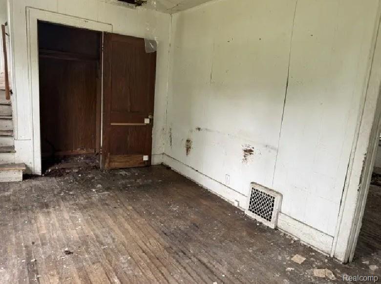 420 E Dayton Street, Flint, MI 48505 — Photo 7
