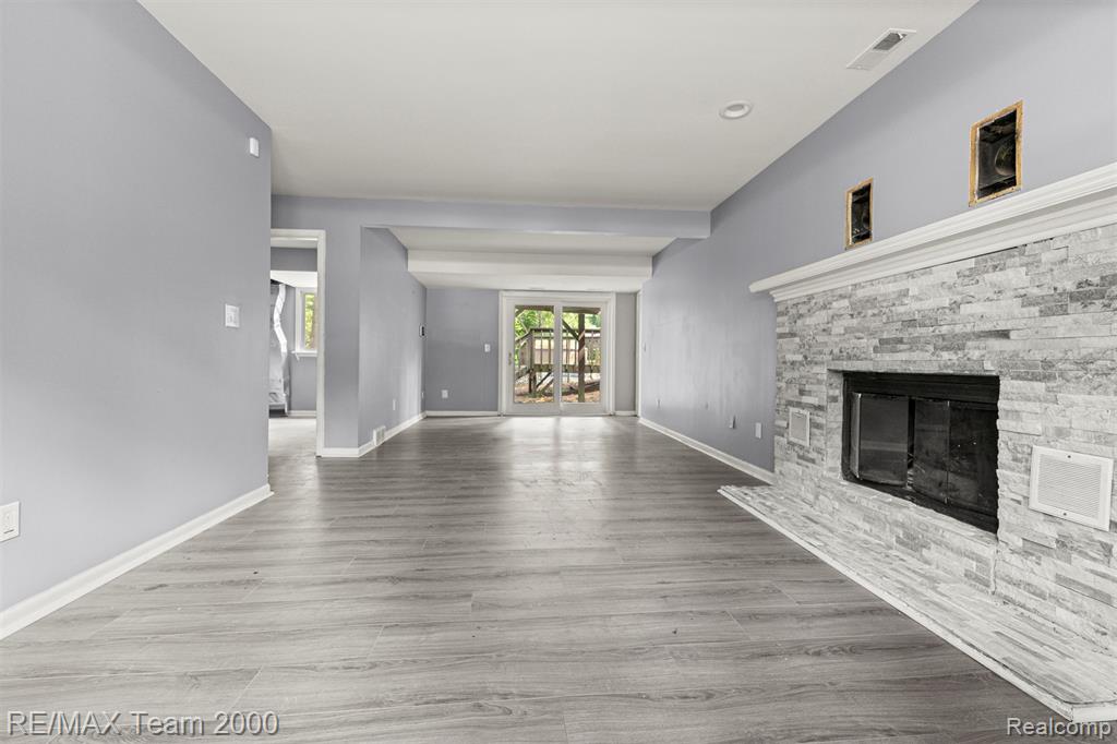 5445 Pine View Drive, Ypsilanti, MI 48197 — Photo 20