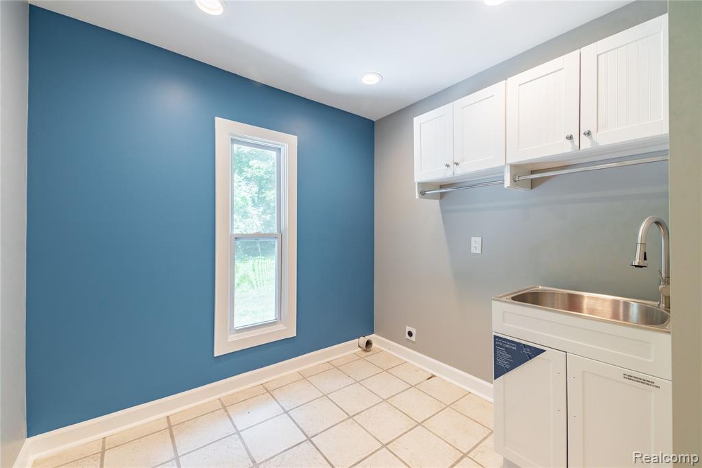 5815 Bloomfield Glens Road, West Bloomfield, MI — Photo 39