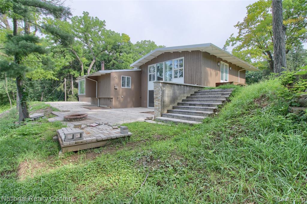 341 Corrie Road, Ann Arbor, MI 48105 — Photo 46