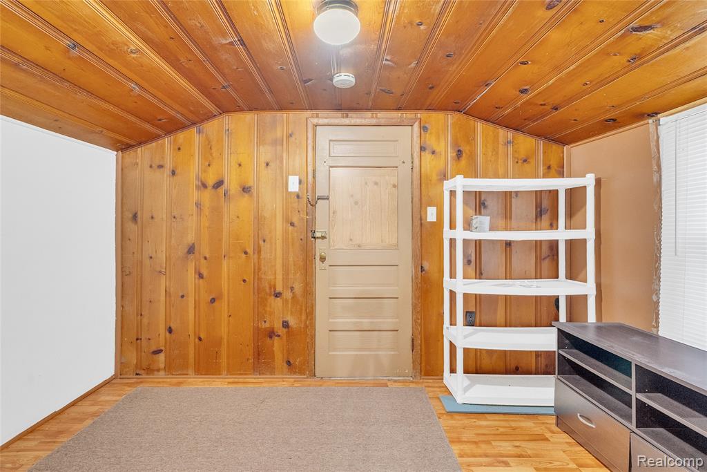 6522 Saline Drive, Waterford, MI 48329 — Photo 15