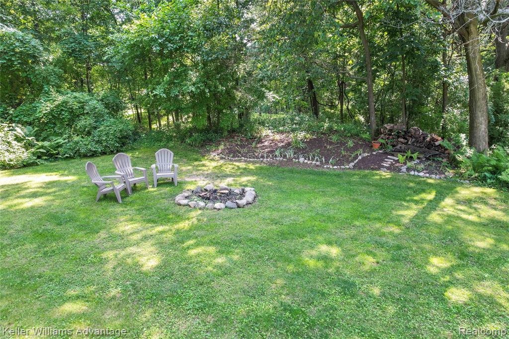 7675 Morningstar Court, Clarkston, MI 48348 — Photo 5