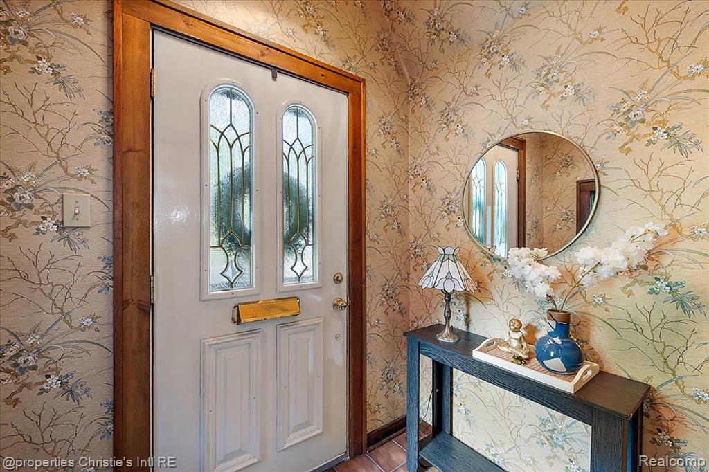 676 Washington Road, Grosse Pointe, MI 48230 — Photo 4